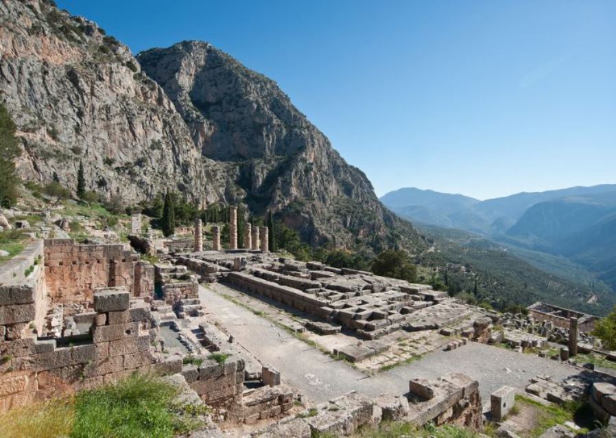 Delphi hosts the 50th celebration of UNESCO's World Heritage Convention